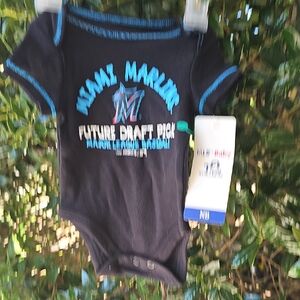 Newborn NWT Miami‎ Marlins Baby Onesie Baseball MLB